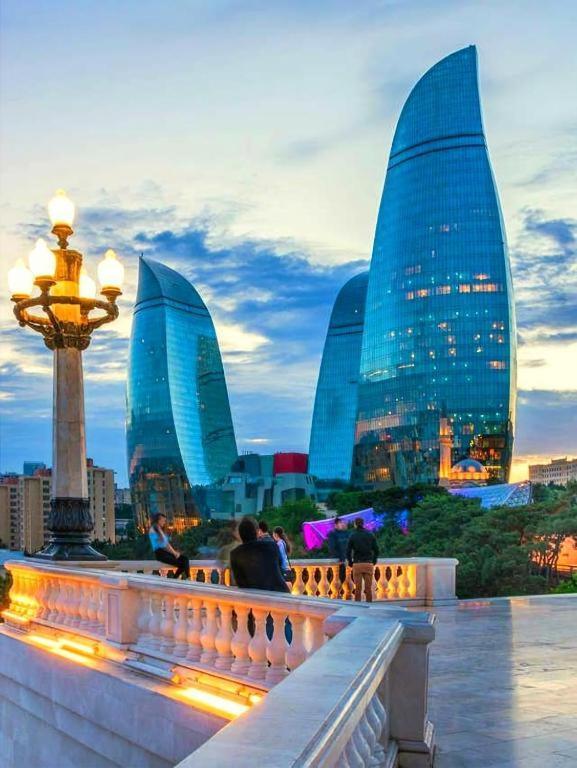 Global Express Baku Exterior photo